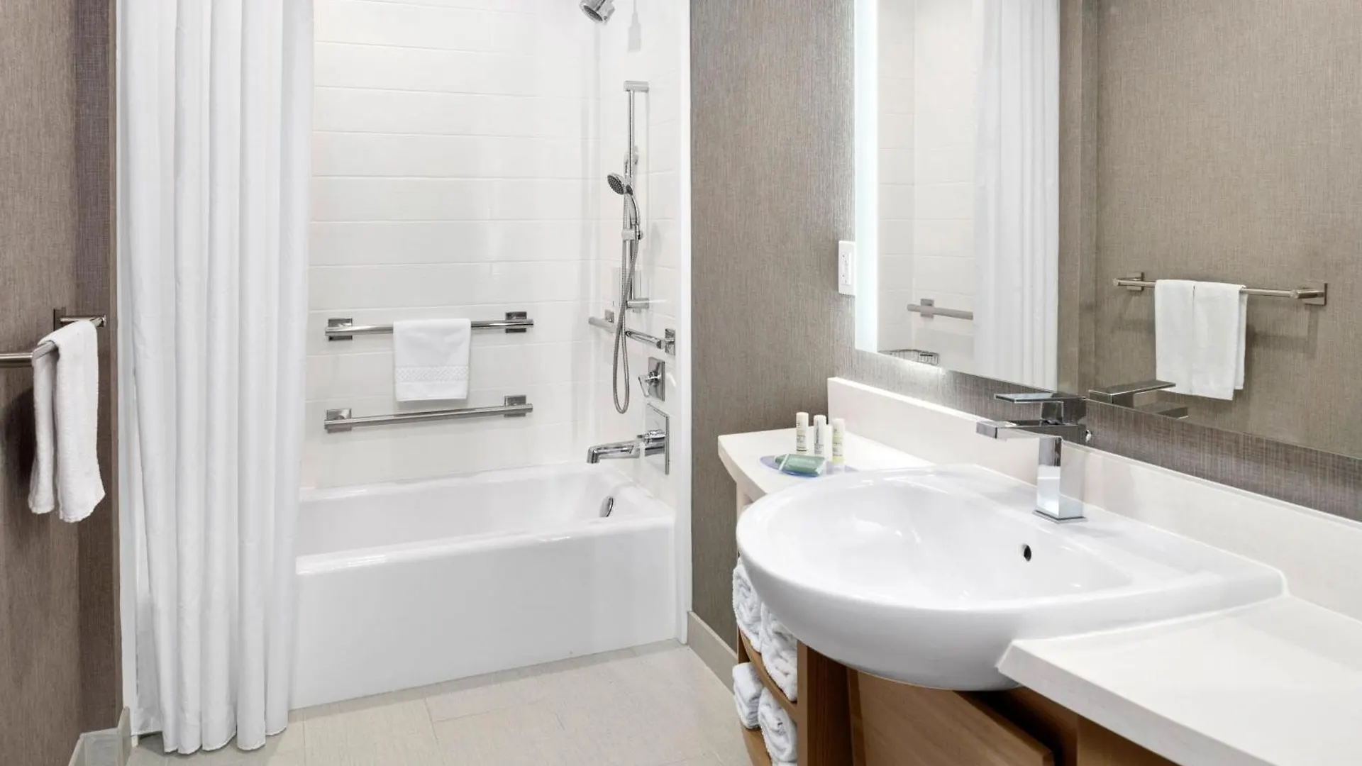 Springhill Suites By Marriott Riverside Redlands 3*,  United States